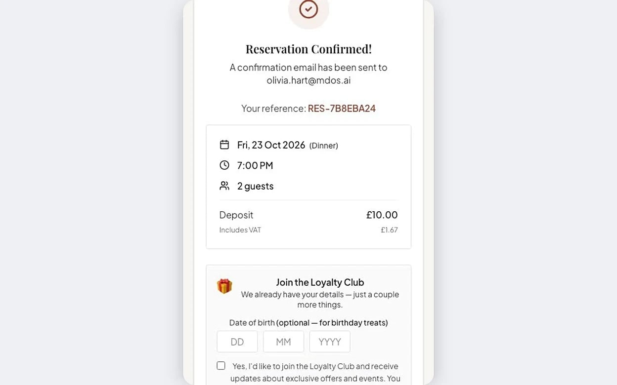 Screenshot: a customer paying a deposit while booking a table.